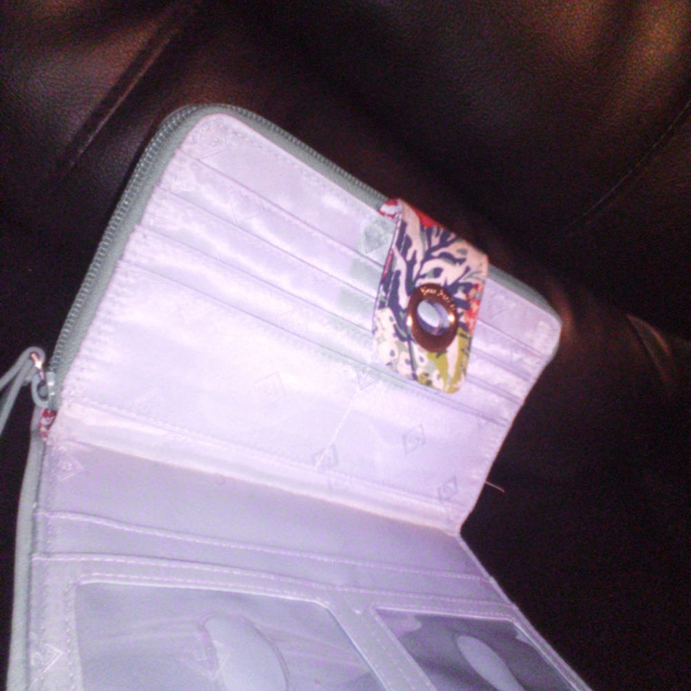 Wallet - Picture 4 of 5